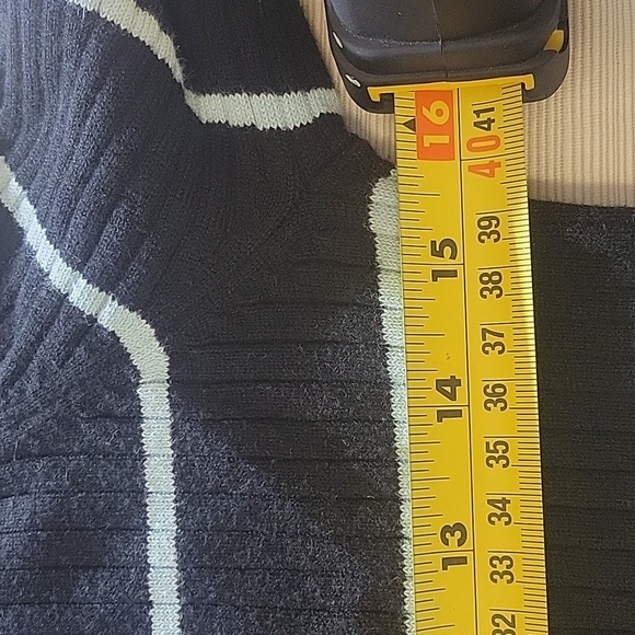 Giordano/ladies Women's Zip Up Top - Picture 6 of 7